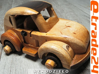 Auto Samochód Drewniany Model Garbus 14cm